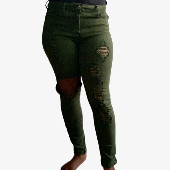 Fashion Nova Dark Green Distressed Jeans Size 9 - Picture 2 of 5